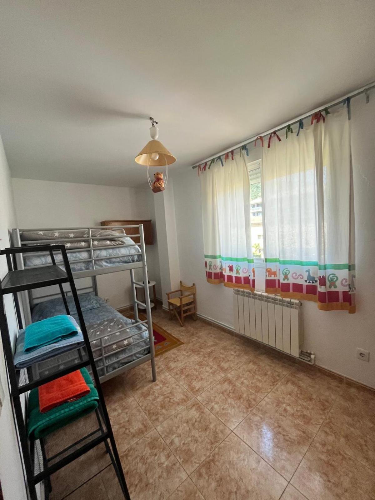 Pirineo Aragones. Casa La Paz Villa Sabinanigo Bagian luar foto
